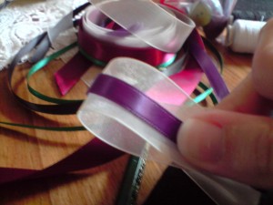 2 a blurry photo of ribbon
